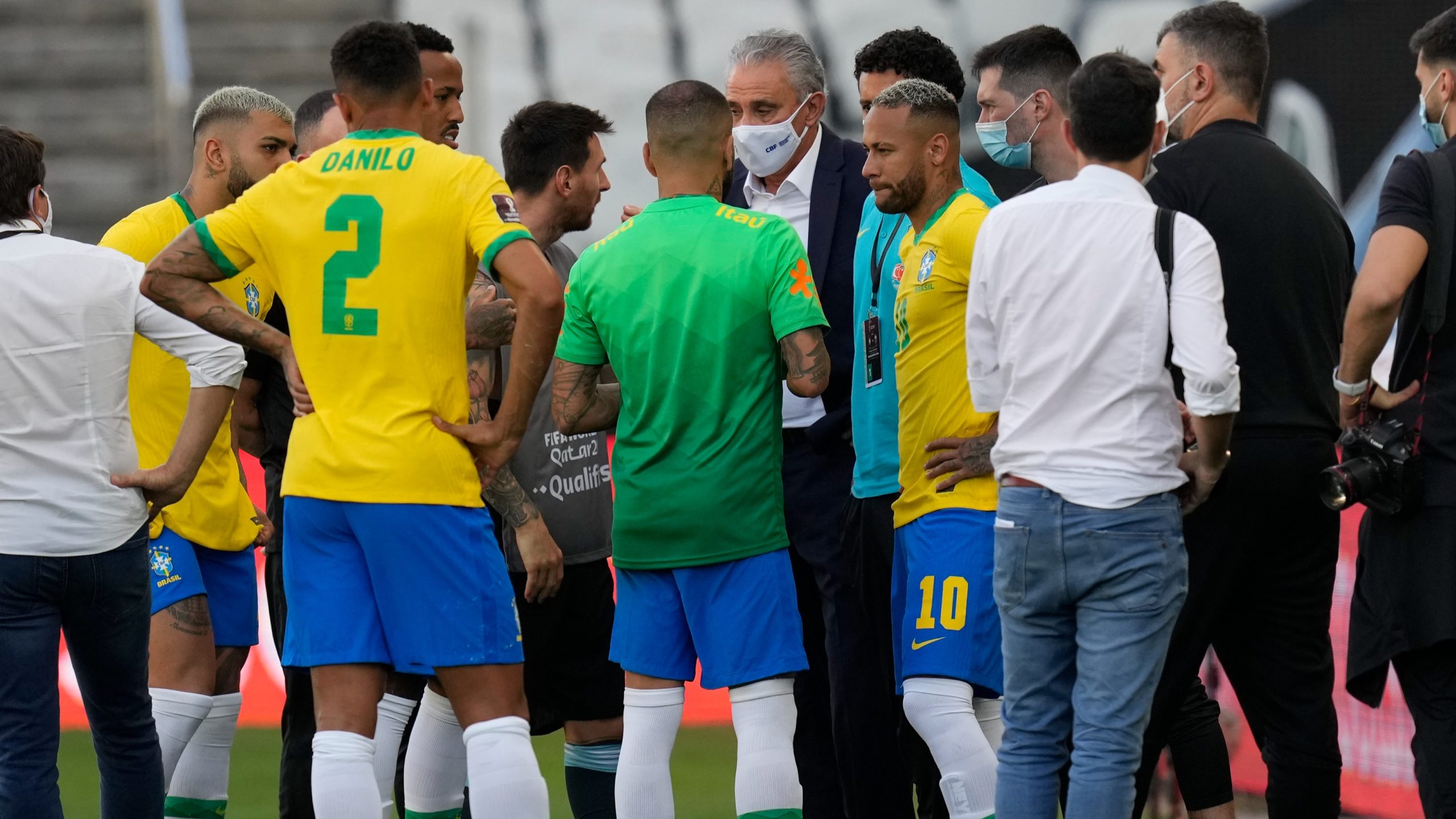 تعليق الفيفا على مواجهة منتخب الأرجنتين و البرازيل على ملعب أرينا كورينثيانز ضمن تصفيات أمريكا الجنوبية ..