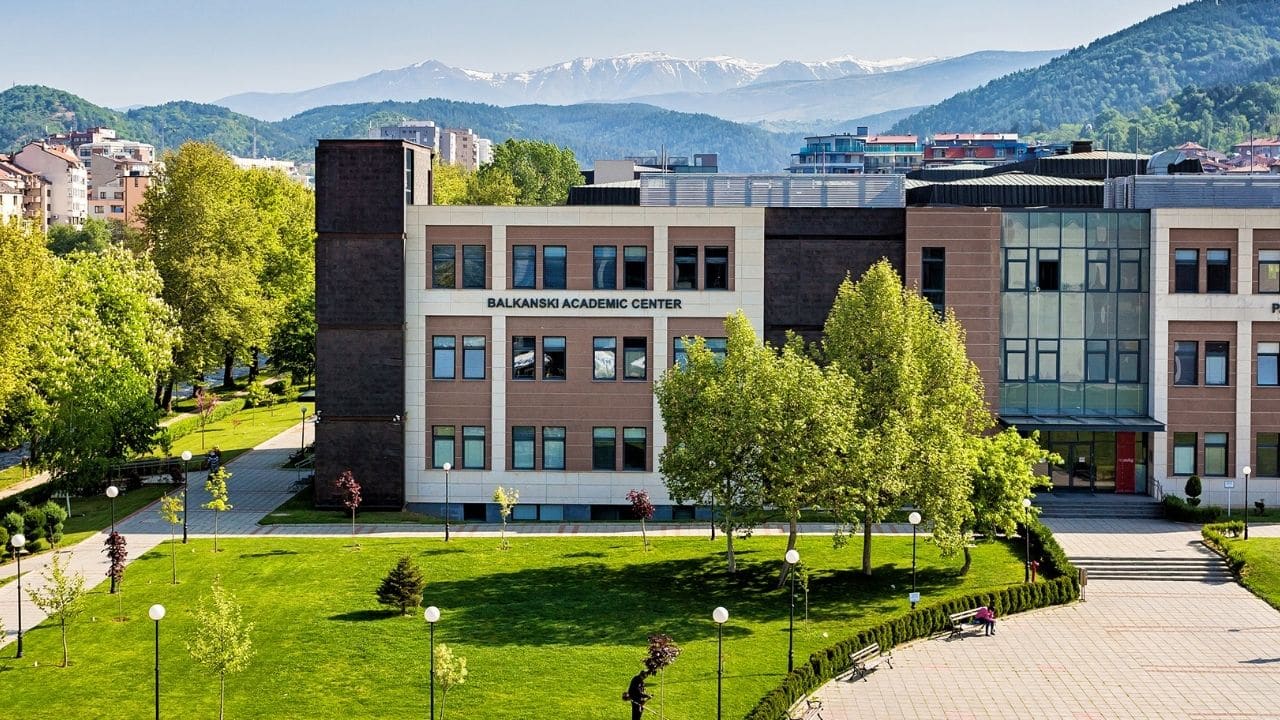 الدراسة في بلغاريا .. مميزاتها و ما هي أفضل الجامعات البلغارية للدراسة